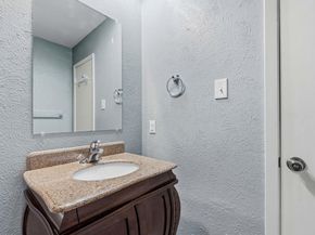 1748 Ohlen RD 24, Austin TX 78757