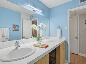 300 Crockett ST 114, Austin TX 78704
