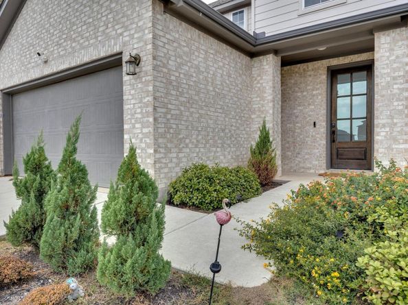 6404 E Mallord Brook BND, Buda TX 78610