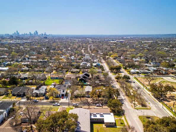 1513 Ruth Ave, Austin TX 78757