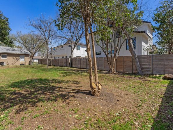 1513 Ruth Ave, Austin TX 78757