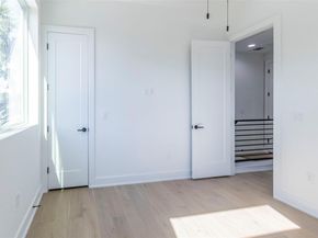 3600 Pennsylvania Ave 2, Austin TX 78721