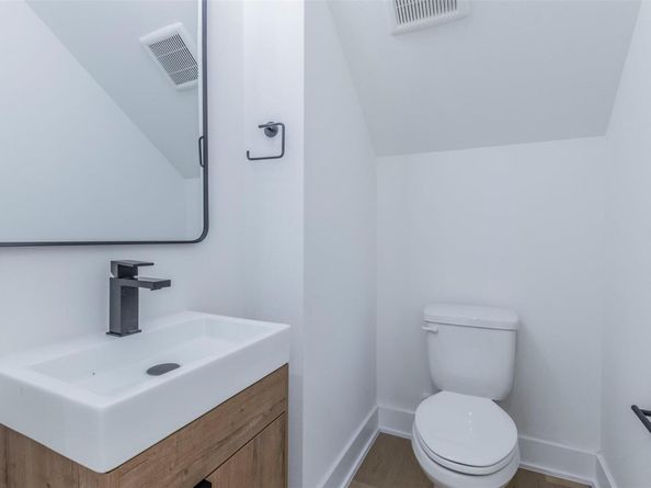 3600 Pennsylvania Ave 2, Austin TX 78721