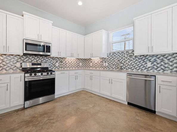 6301 Santos ST A, Austin TX 78741