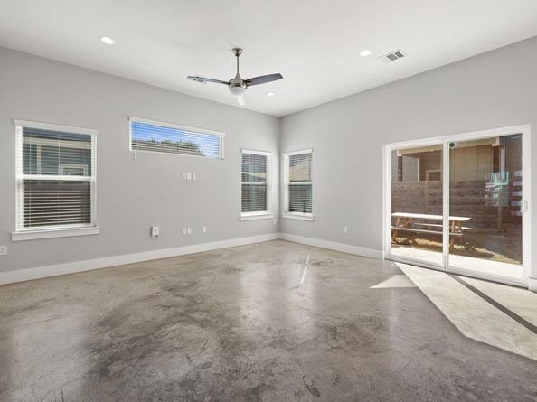 6301 Santos ST A, Austin TX 78741