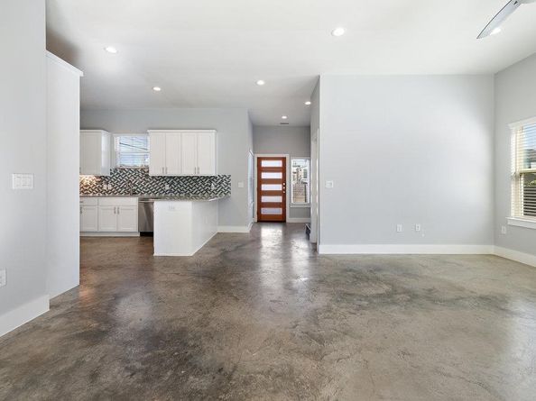 6301 Santos ST A, Austin TX 78741