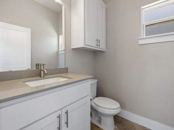 6301 Santos ST A, Austin TX 78741