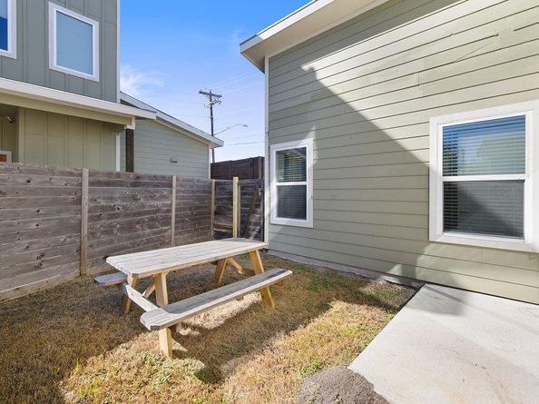 6301 Santos ST A, Austin TX 78741