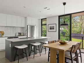 9400 Shady Oaks DR, Austin TX 78729