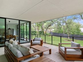 9400 Shady Oaks DR, Austin TX 78729