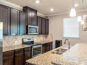 2471 Sunrise RD 35, Round Rock TX 78664