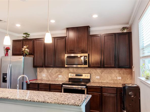 2471 Sunrise RD 35, Round Rock TX 78664