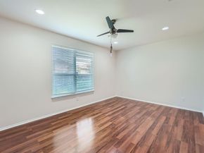 1100 Hyde Park DR, Round Rock TX 78665