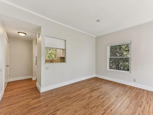 802 S 1st ST 220, Austin TX 78704