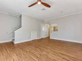 802 S 1st ST 220, Austin TX 78704