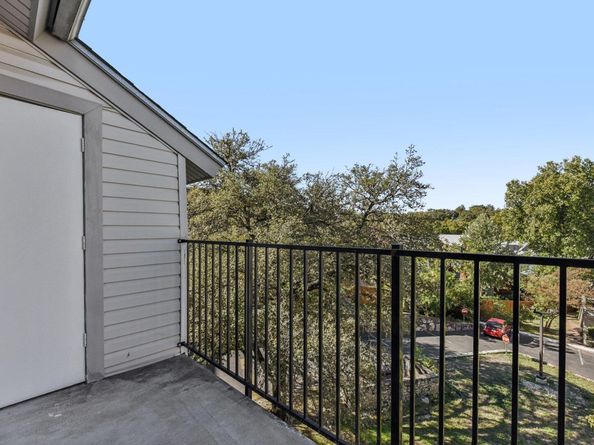 802 S 1st ST 220, Austin TX 78704