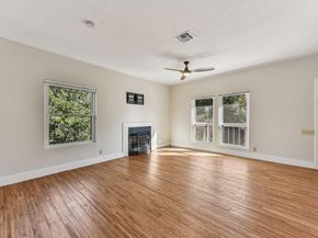 802 S 1st ST 220, Austin TX 78704