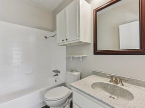 802 S 1st ST 220, Austin TX 78704