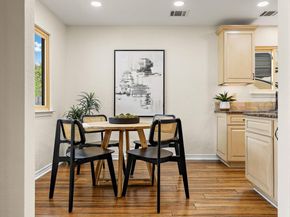 9002 Bancroft TRL, Austin TX 78729