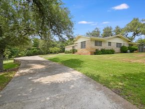 9504 Flintrock CIR, Austin TX 78737