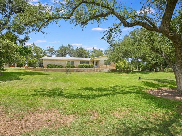 9504 Flintrock CIR, Austin TX 78737