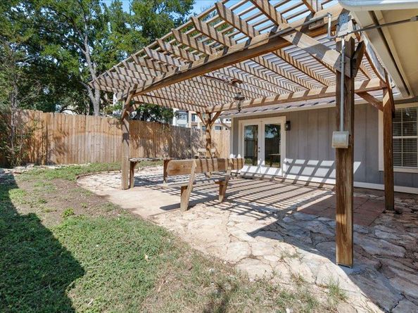 11612 Tanglebriar TRL, Austin TX 78750