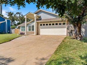 11612 Tanglebriar TRL, Austin TX 78750