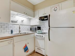 803 W 28th ST 103, Austin TX 78705