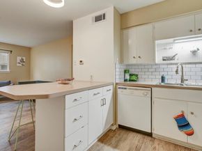 803 W 28th ST 103, Austin TX 78705