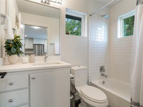 1306 Navasota ST, Austin TX 78702