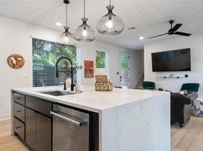 1306 Navasota ST, Austin TX 78702