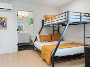1306 Navasota ST, Austin TX 78702
