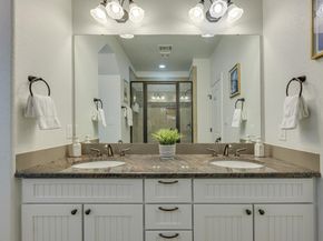 433 Venture BLVD S, Point Venture TX 78645