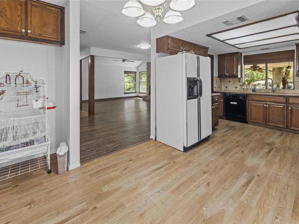 9127 Granada Hills DR, Austin TX 78737