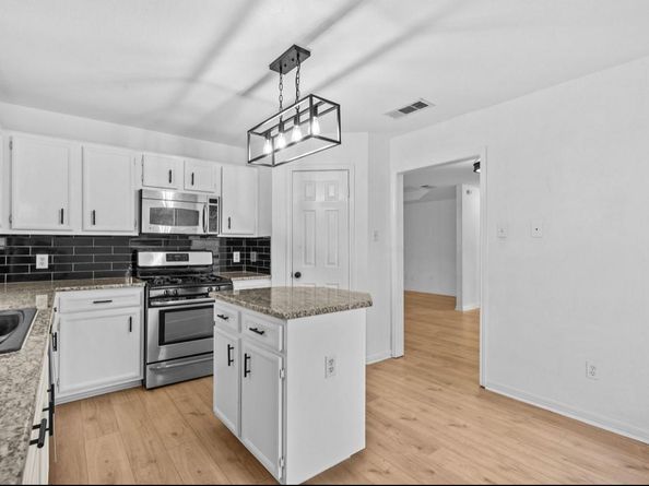 2101 Boxwood PATH, Round Rock TX 78664