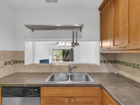 5606 Bonnell Vista ST D3, Austin TX 78731