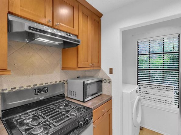 5606 Bonnell Vista ST D3, Austin TX 78731