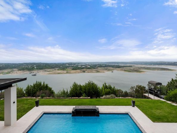 912 Watercliffe, Lago Vista TX 78645