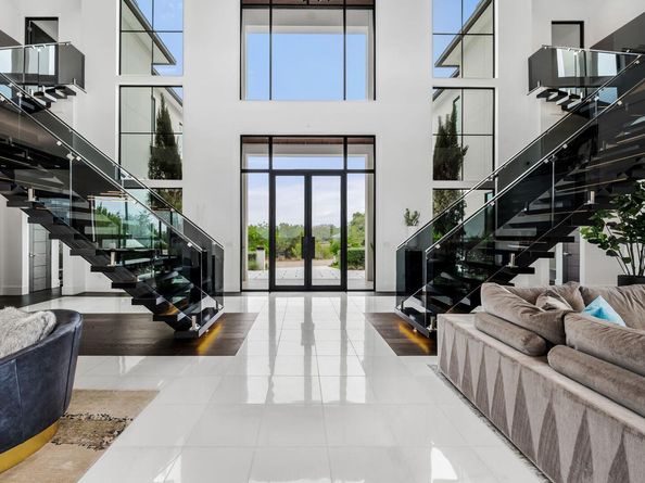 912 Watercliffe, Lago Vista TX 78645