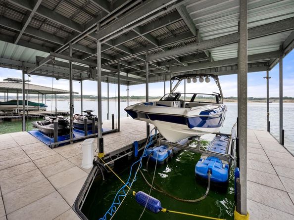 912 Watercliffe, Lago Vista TX 78645