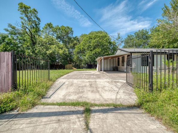 3509 Lyons RD, Austin TX 78702