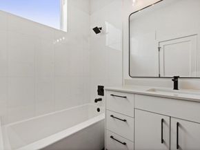 401 N Bluff DR 16101, Austin TX 78745