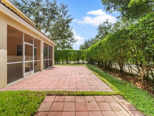 12310 NW 54th Ct, Coral Springs FL 33076
