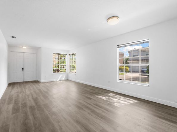 12310 NW 54th Ct, Coral Springs FL 33076