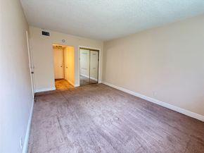1201 Hillcrest Ct 109, Hollywood FL 33021