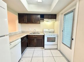 1201 Hillcrest Ct 109, Hollywood FL 33021
