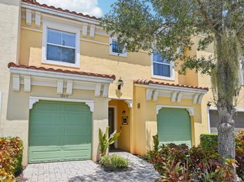 12431 NW 32nd Mnr