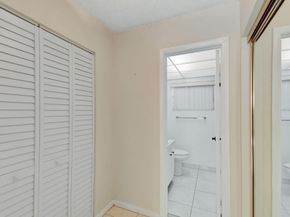 3090 NW 46th Avenue 105c, Lauderdale Lakes FL 33313