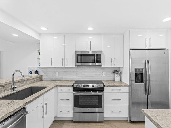 2707 N Ocean Boulevard 301D, Boca Raton FL 33431