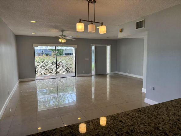 11601 NW 28 Street 6e, Coral Springs FL 33065